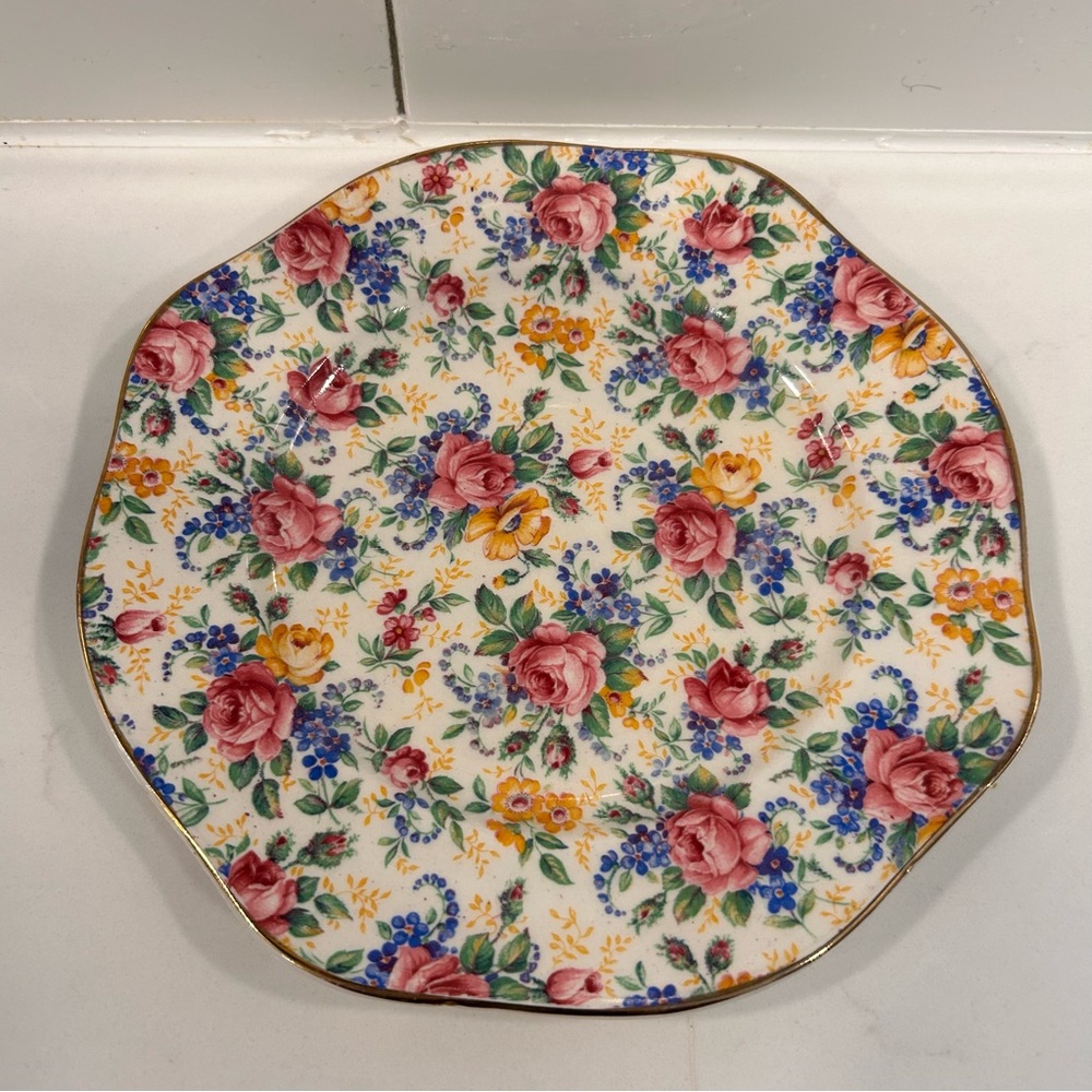 James Kent Ltd. Vintage Floral Rosalynde 8” Plate